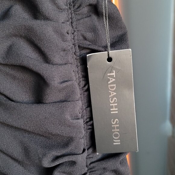 Tadashi Shoji evening gown - Picture 9 of 12